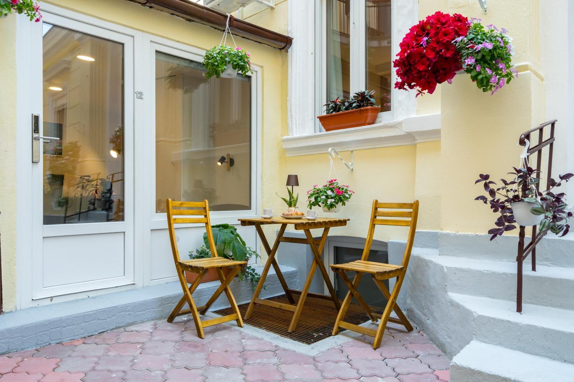 Emil Balaban Luxury Apart-Hotel Boekarest Buitenkant foto